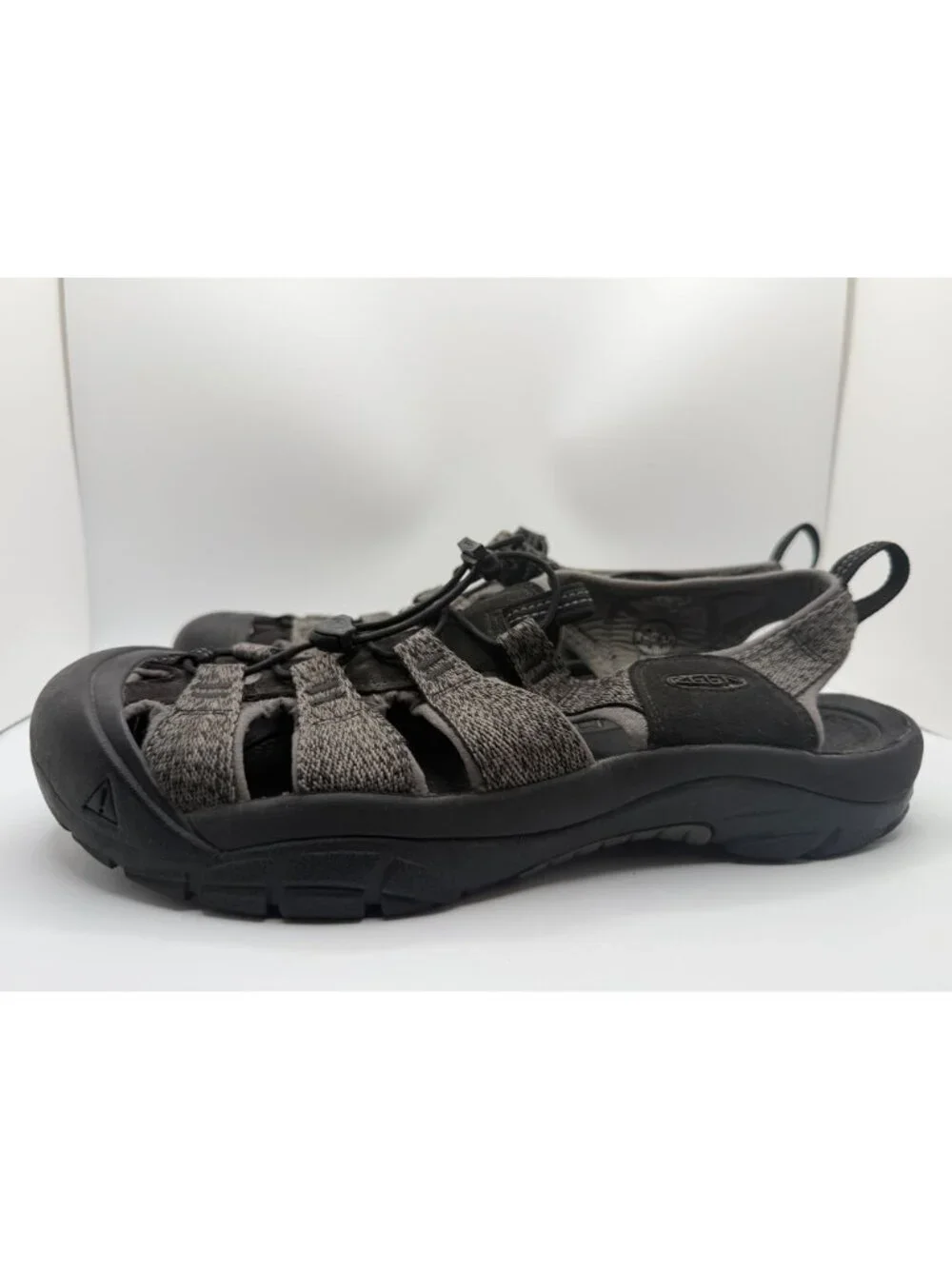 Keen Newport H2 Hiking Sandals Mens Size 12 Black/Steel Grey Water Outdoor Shoes